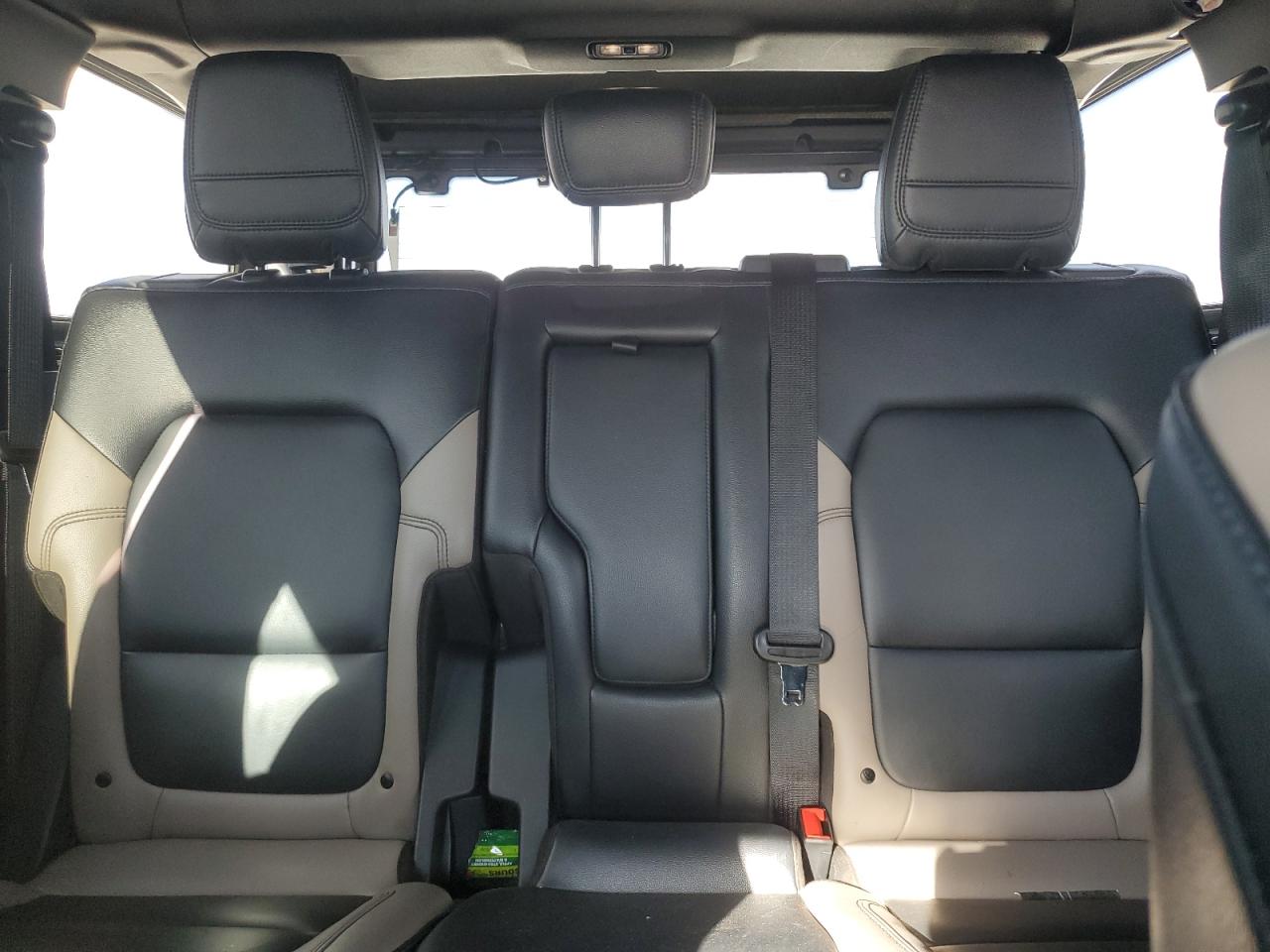 Ford Bronco Base Image 13