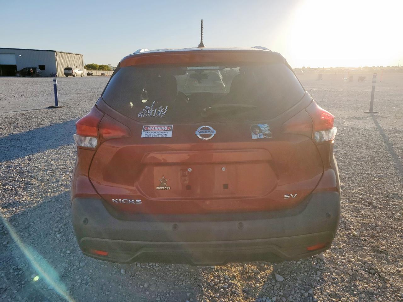 Nissan Kicks Sv Image 3