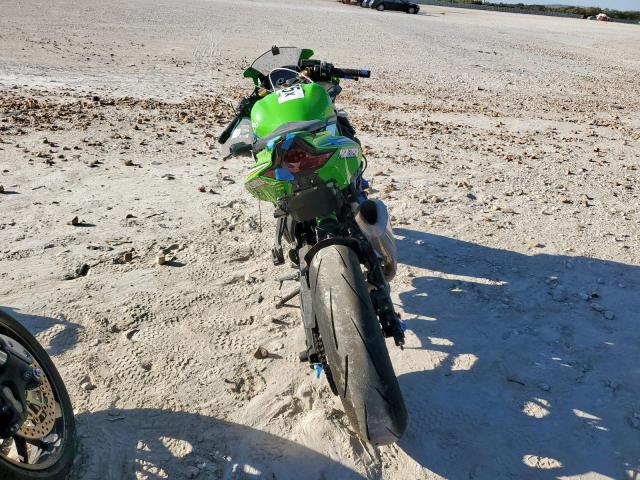 Kawasaki Zx400 S S Image 8