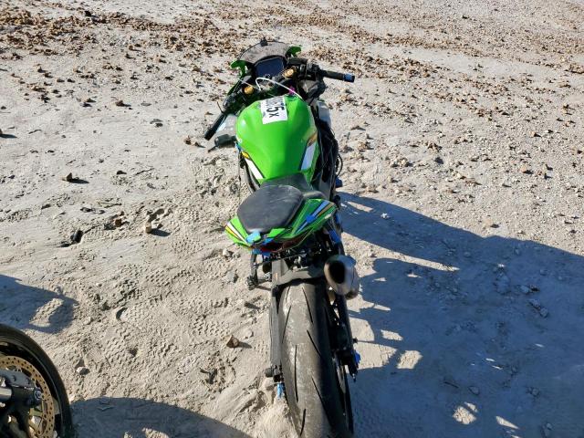 Kawasaki Zx400 S S Image 5