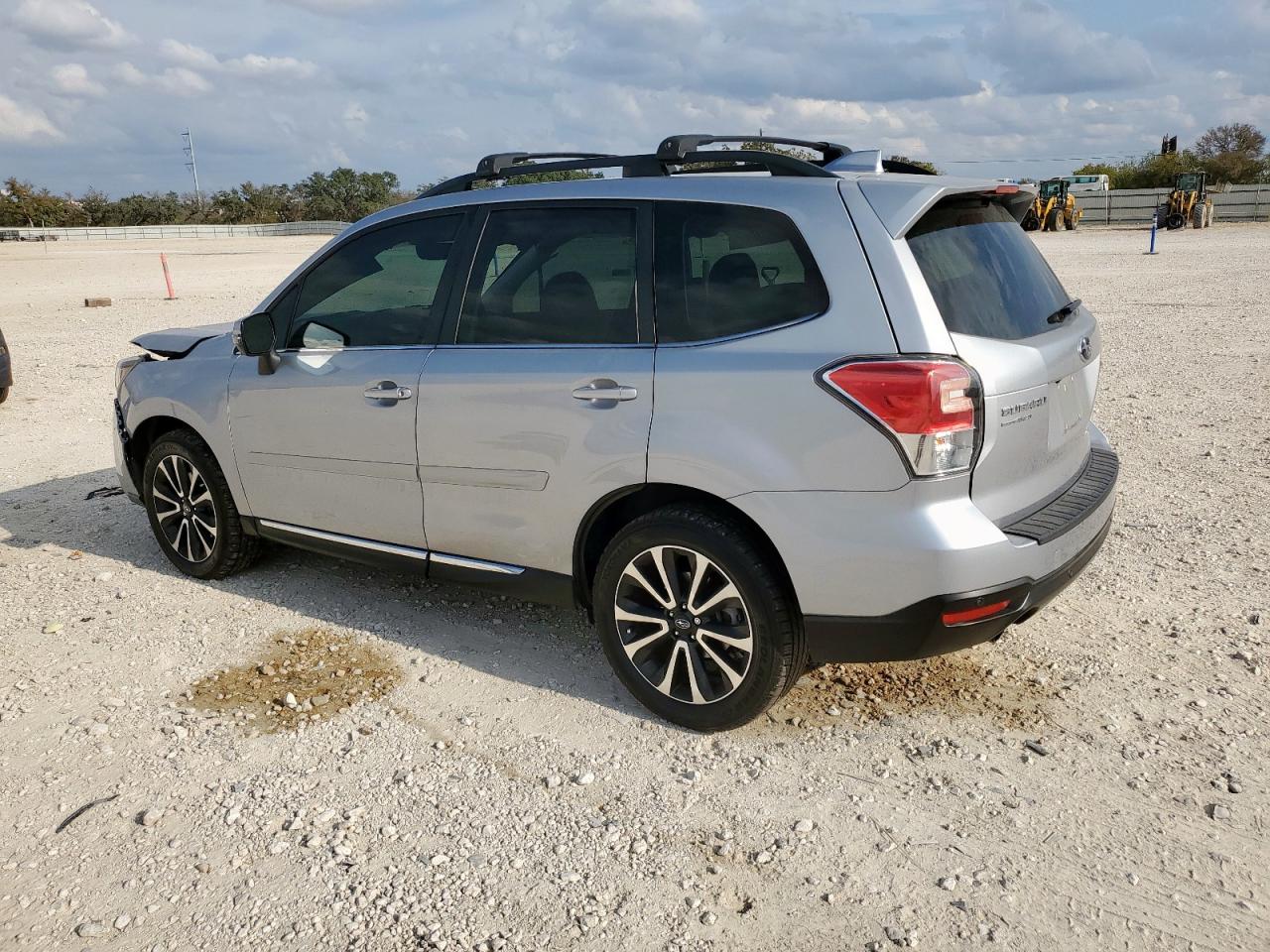 Subaru Forester 2.0xt Touring Image 2