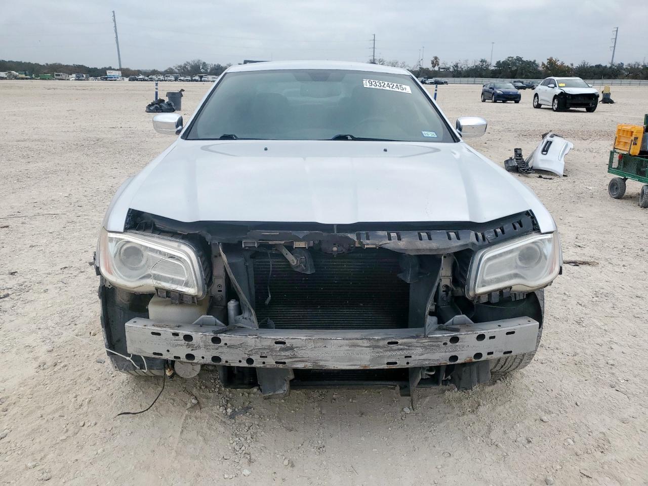 Chrysler 300 Limited Image 5