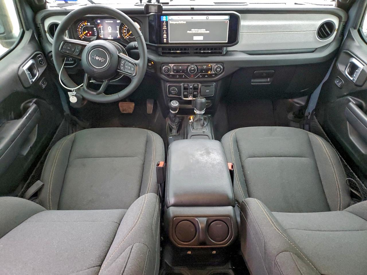 Jeep Gladiator Sport Image 6