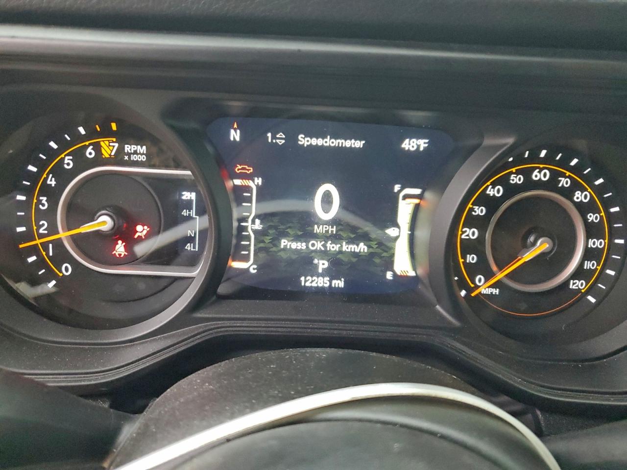 Jeep Gladiator Sport Image 9