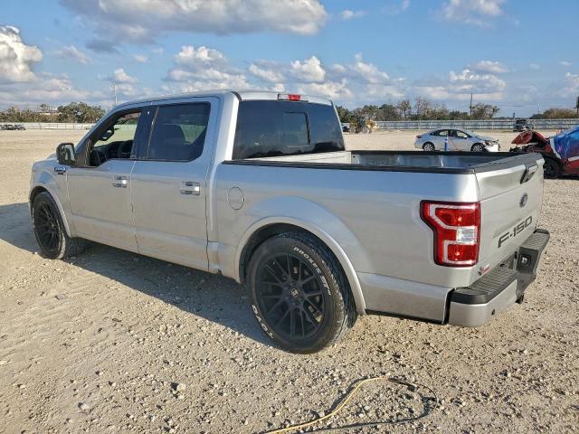 Ford F-150 Supercrew Image 2
