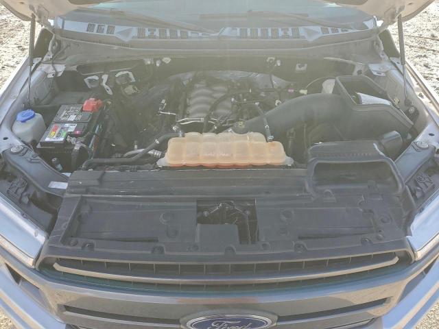 Ford F-150 Supercrew Image 12