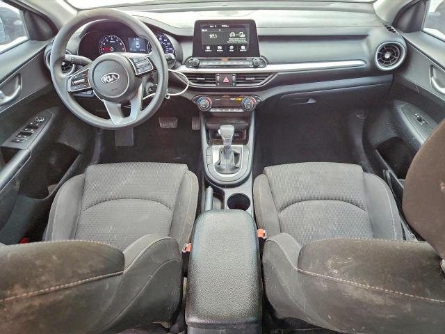 Kia Forte Fe Image 9