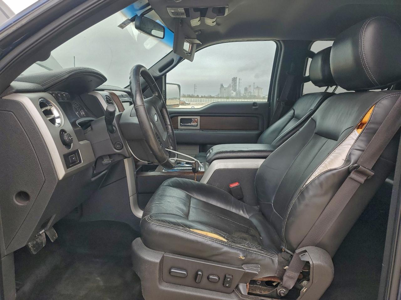 Ford F-150 Supercrew Image 3
