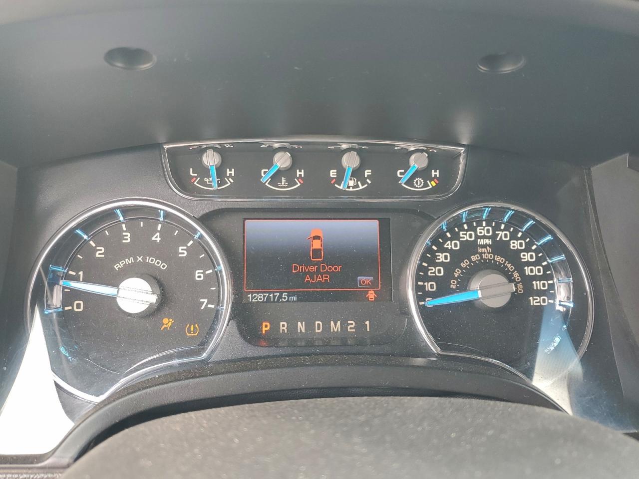 Ford F-150 Supercrew Image 12