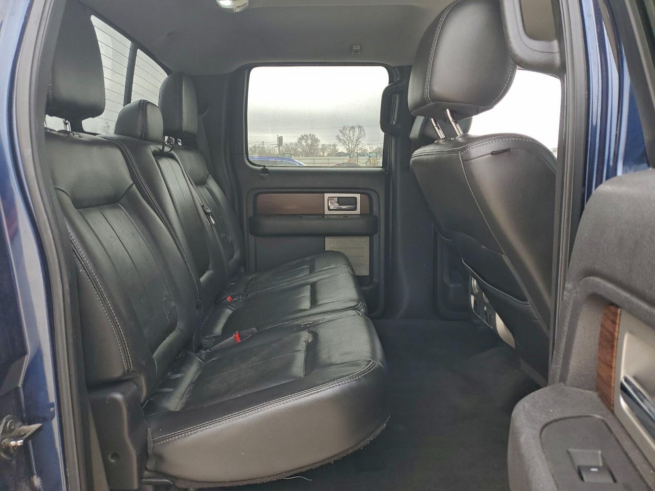 Ford F-150 Supercrew Image 6