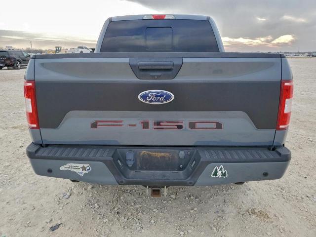 Ford F-150 Supercrew Image 11