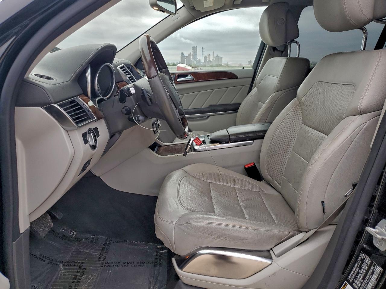 Mercedes-Benz G-Class 550 4matic Image 7