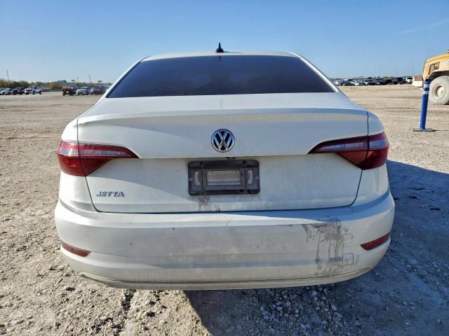 Volkswagen Jetta S Image 10