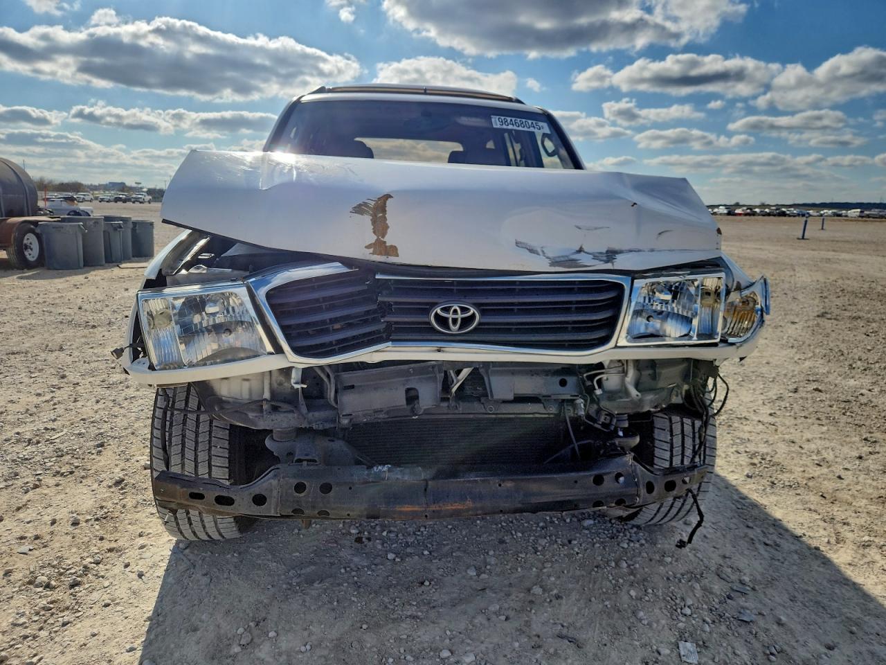 Toyota Land Cruis Image 7