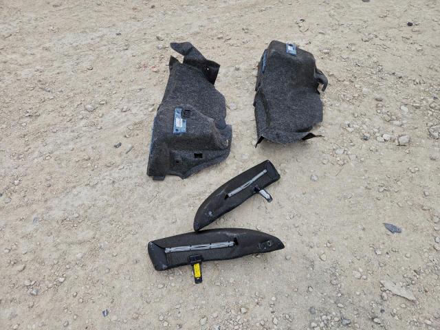 Chrysler 300 S Image 8