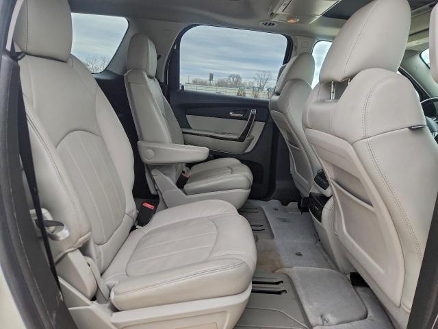 GMC Acadia Denali Image 3