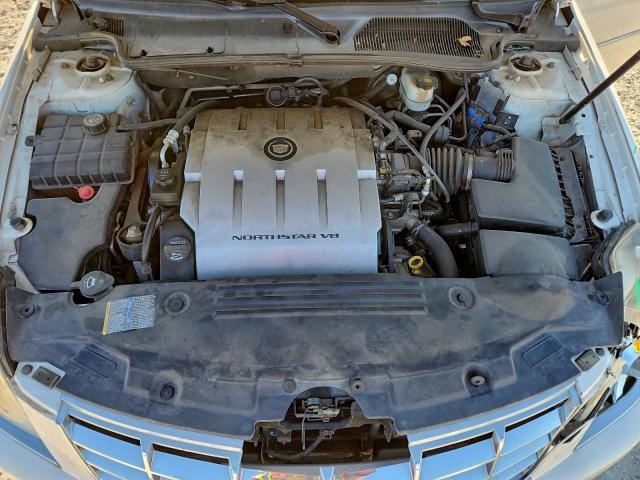 Cadillac DTS Image 11