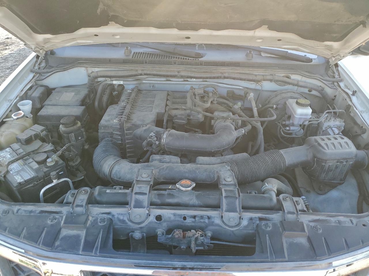 Nissan Frontier S Image 10