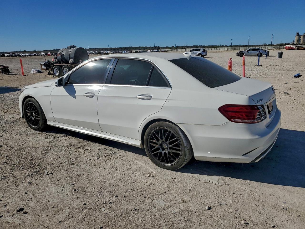 Mercedes-Benz E-Class 350 Image 6