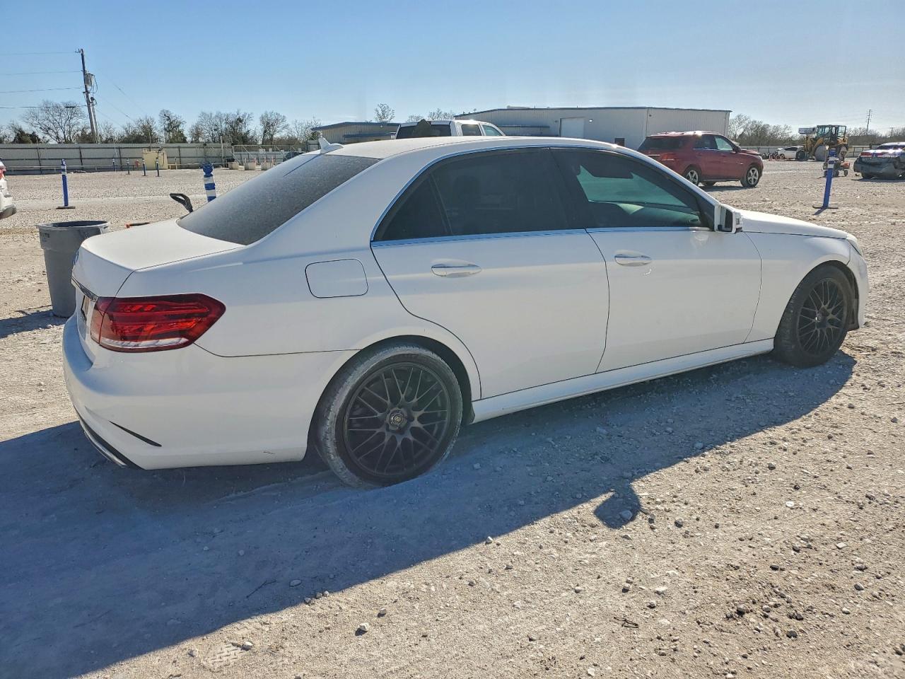 Mercedes-Benz E-Class 350 Image 3