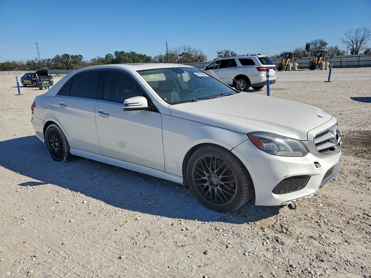 Mercedes-Benz E-Class 350 Image 12