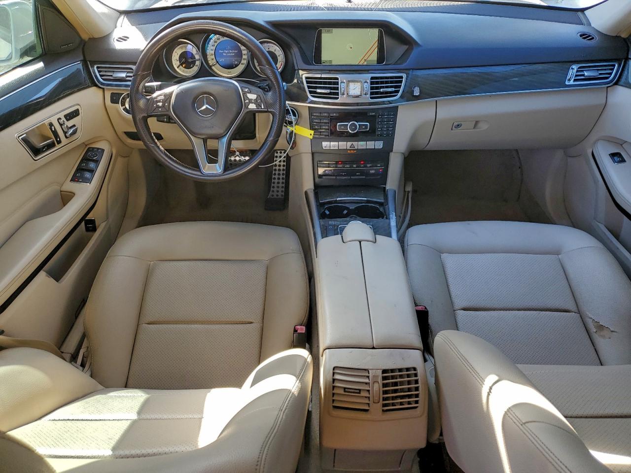 Mercedes-Benz E-Class 350 Image 8