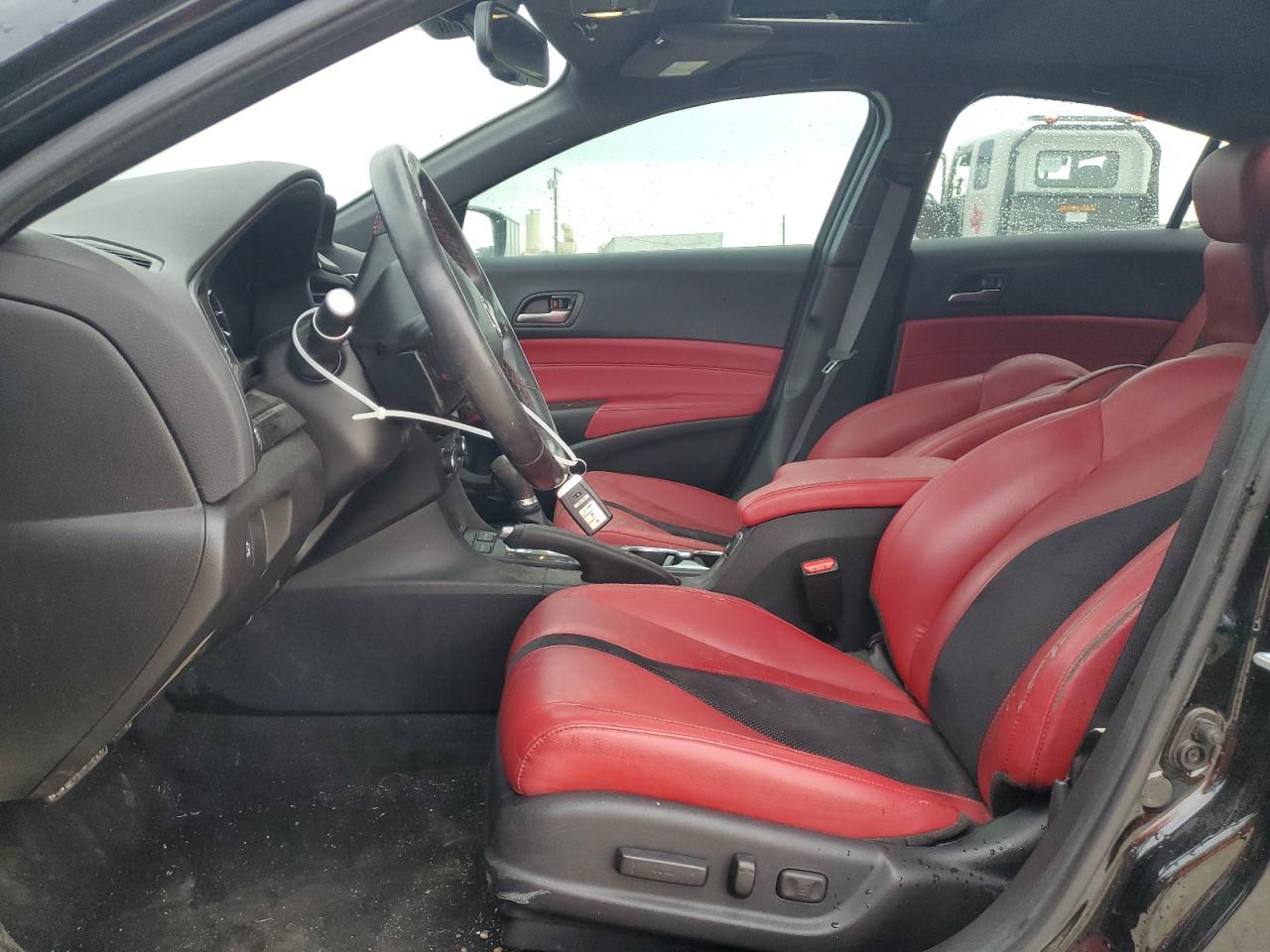 Acura ILX Premium A-spec Image 7