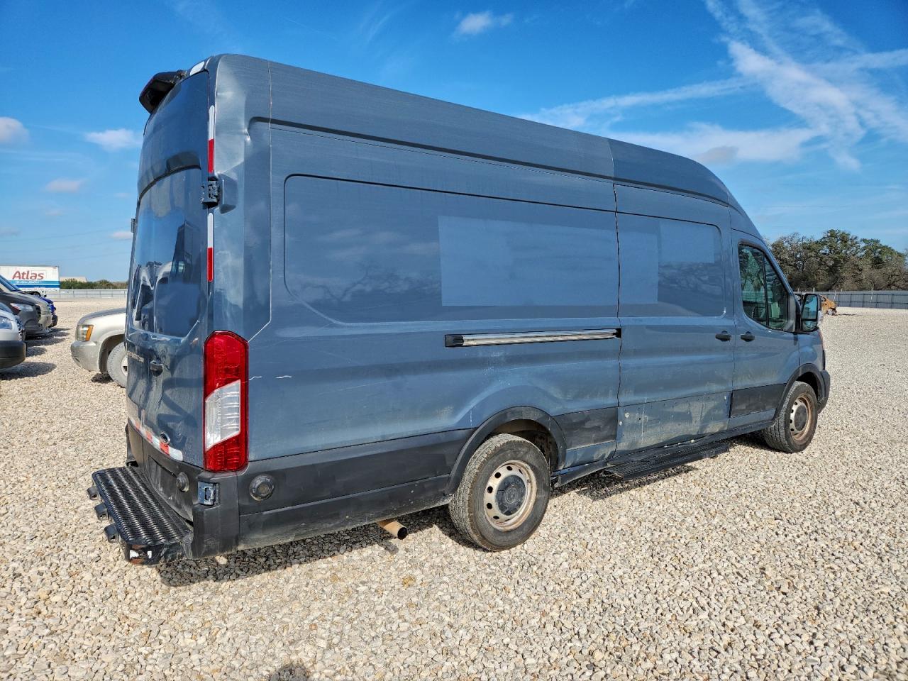 Ford Transit T-250 Image 5