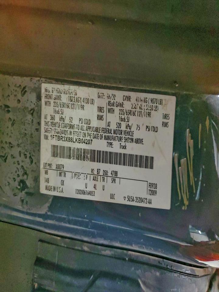 Ford Transit T-250 Image 9