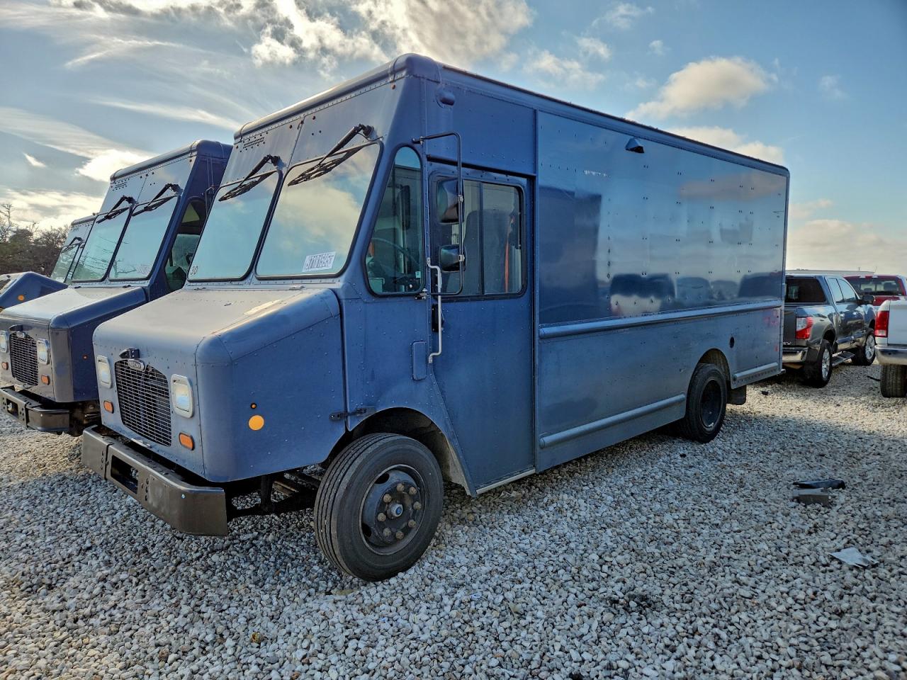 Freightliner Mt45 M Line Walk-in Van Image 1