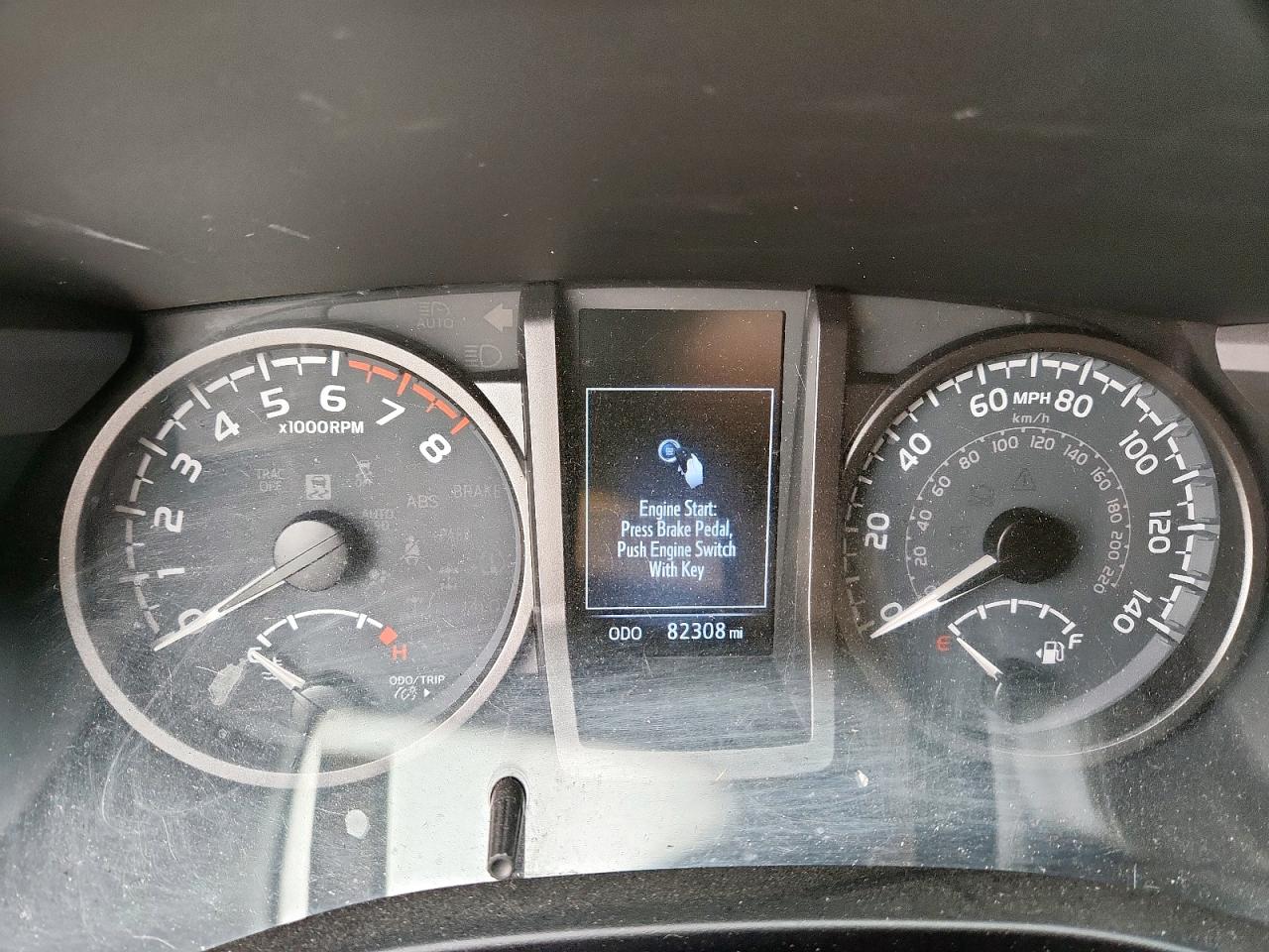 Toyota Tacoma Double Cab Image 9