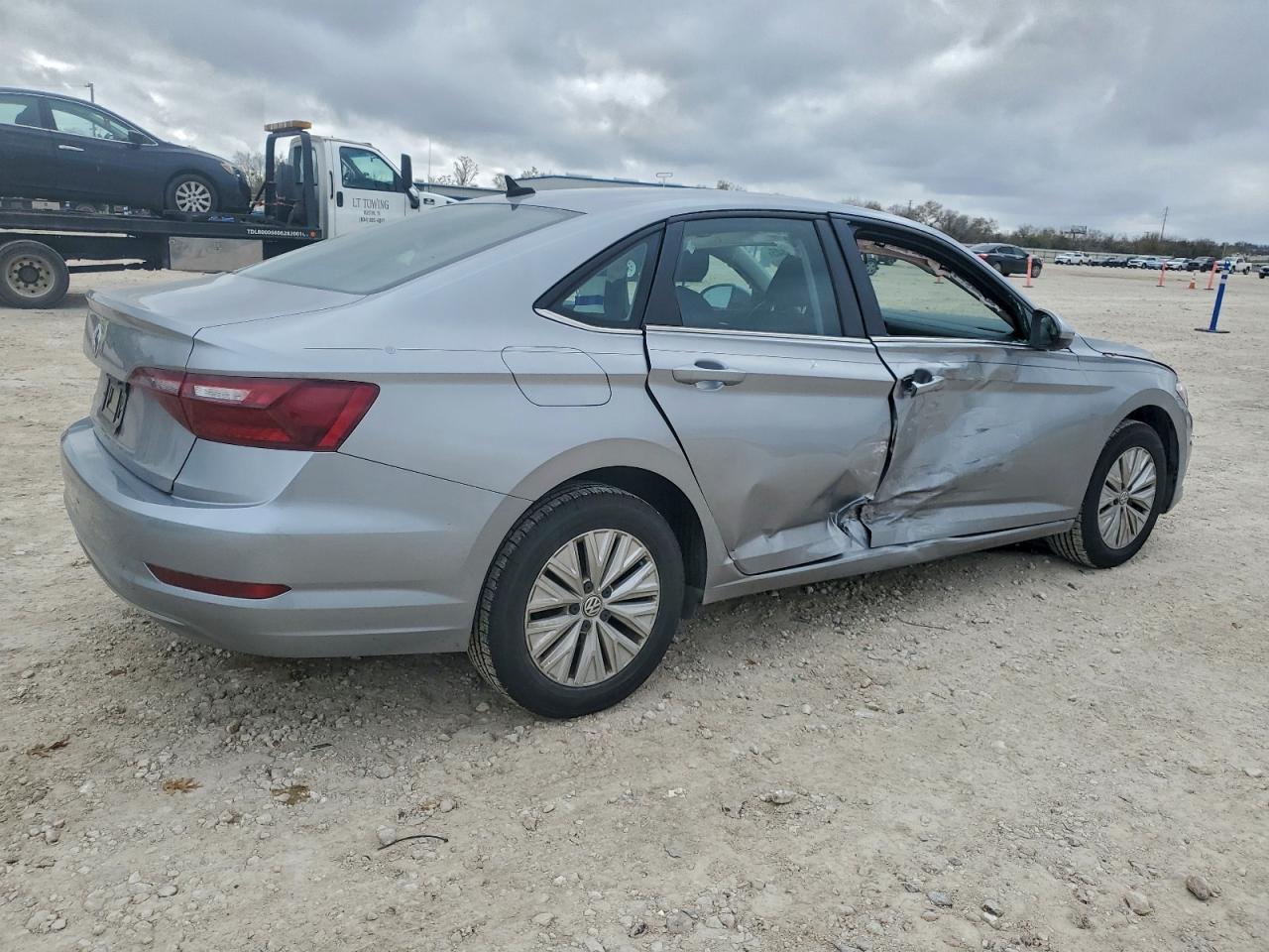 Volkswagen Jetta S Image 4