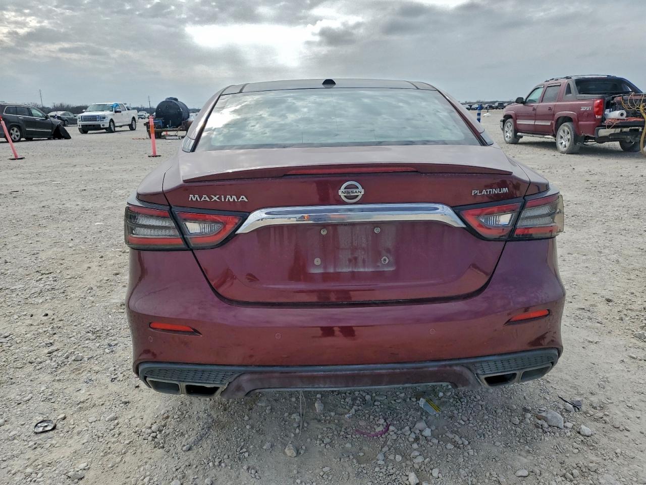 Nissan Maxima Platinum Image 4